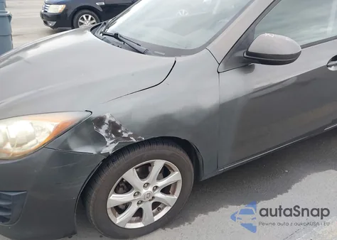 2010 Mazda Mazda3 I Touring z USA, uszkodzony, nr VIN JM1BL1SG4A1165710